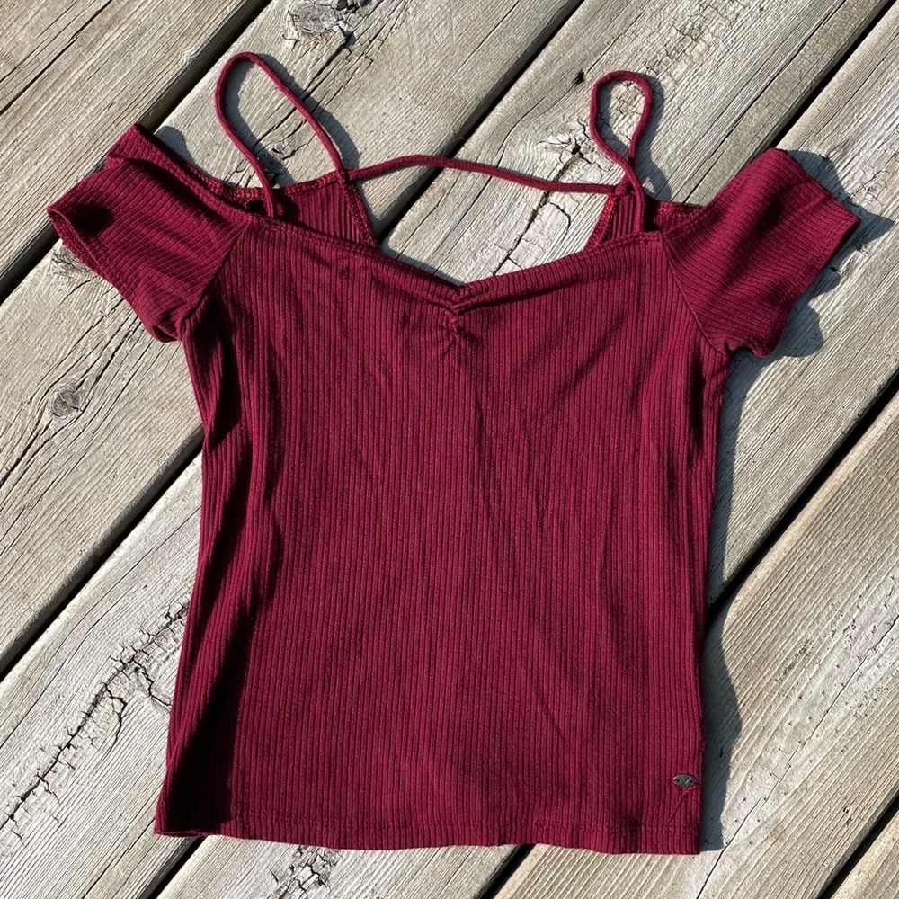 🥀AEO First Essentials Fitted Ribbed Cold Shoulder Crop Tee 🥀 - Picture 4 of 6
